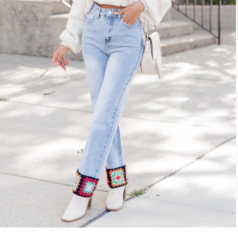 Women's Light Blue Straight Leg Jeans